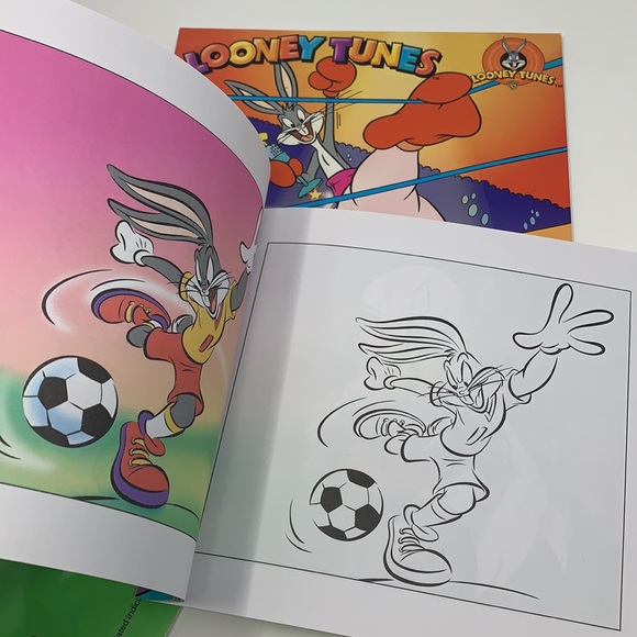 3 coloring books by Looney Tunes WB used - Picture 6 of 13